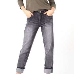 NWOT. Liverpool Jeans, Marley Girlfriend Cuffed